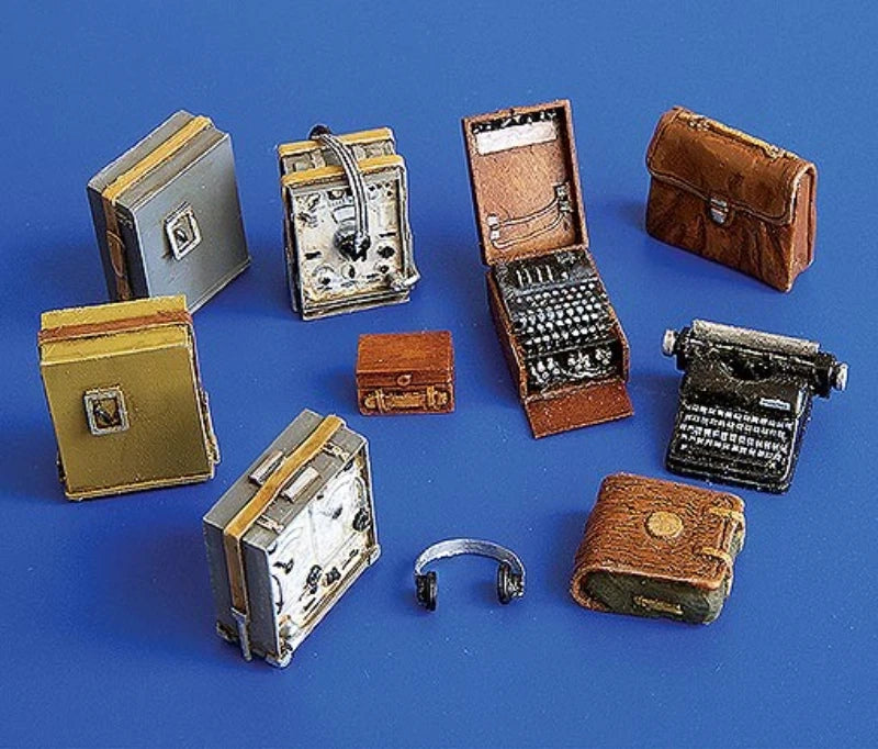 1/35 Scale Die-Cast Resin Model Assembled Kit WWII German Radio Set Scene Model Unassembled and Unpainted No Etched Sheet - R Supply Store